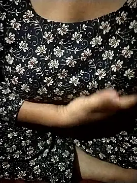 Snapshot of sharnjit299 chatting on 11.20.25 sharnjit299 online show from 11.20.25