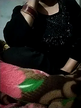 Snapshot of sharnjit299 chatting on 11.28.25 sharnjit299 online show from 11.28.25