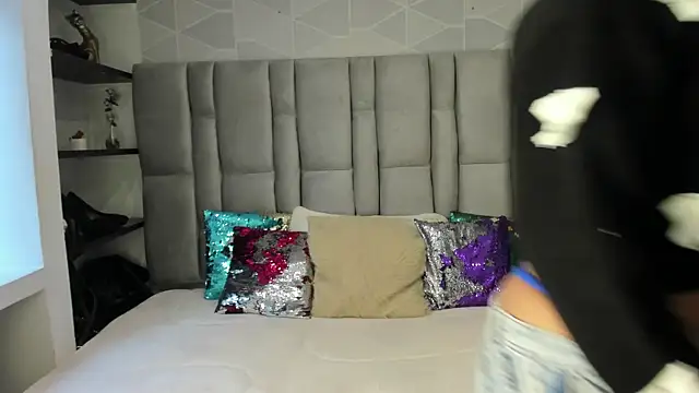 Natasha rose   online show from 10.22.25