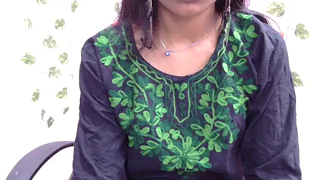 Snapshot of Cute_Pihu01 chatting on 03.10.25 Cute Pihu01 online show from 03.10.25