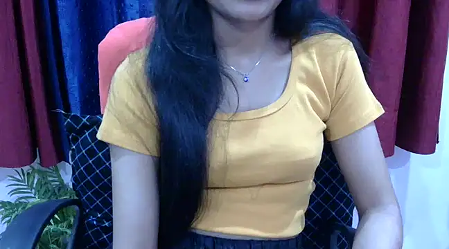 Snapshot of Cute_Pihu01 chatting on 03.20.25 Cute Pihu01 online show from 03.20.25