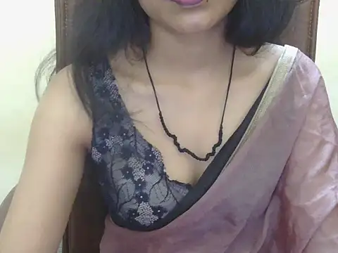 Snapshot of Cute_Pihu01 chatting on 10.01.25 Cute Pihu01 online show from 10.01.25
