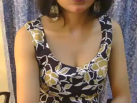 Snapshot of Cute_Pihu01 chatting on 12.01.25 Cute Pihu01 online show from 12.01.25