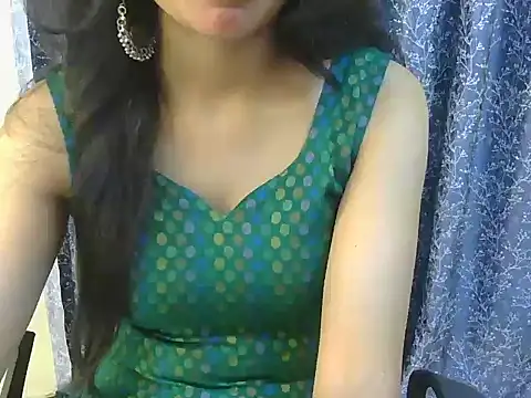 Snapshot of Cute_Pihu01 chatting on 12.15.25 Cute Pihu01 online show from 12.15.25