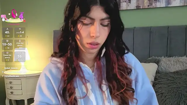 Cassie bloom online show from 05.27.26