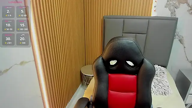 MEGANZARICK online show from 11.11.25