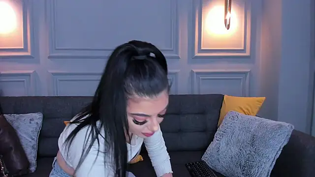 BridgitteBia online show from 02.26.25