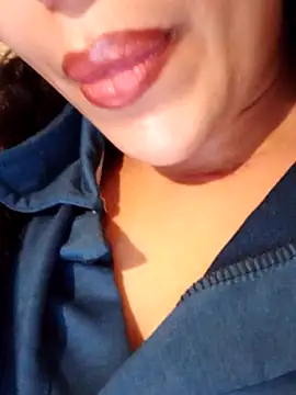 Sexlove1xo online show from 03.27.26