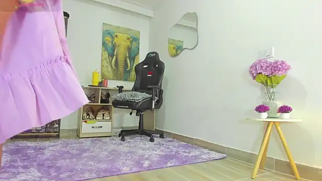 Snapshot of Camillevegas chatting on 11.22.25 Camillevegas online show from 11.22.25