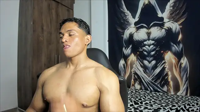 Snapshot of bigger_ragnarsson chatting on 03.22.25 bigger ragnarsson online show from 03.22.25