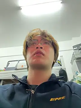 Snapshot of Anson0722 chatting on 11.30.25 Anson0722 online show from 11.30.25