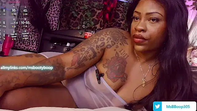 Snapshot of MsBootyBoop chatting on 07.16.26 MsBootyBoop online show from 07.16.26