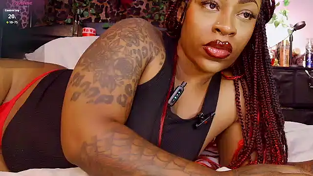 Snapshot of MsBootyBoop chatting on 07.20.26 MsBootyBoop online show from 07.20.26