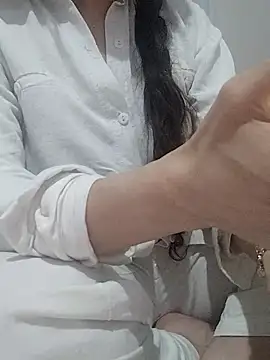 Snapshot of BUSE8821 chatting on 01.09.26 BUSE8821 online show from 01.09.26