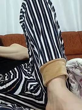 Snapshot of BUSE8821 chatting on 02.10.26 BUSE8821 online show from 02.10.26