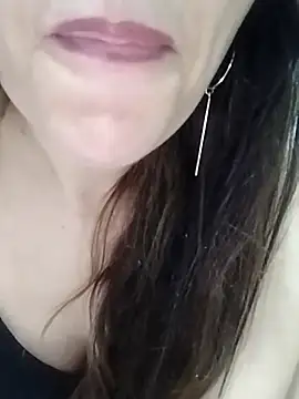 Snapshot of BUSE8821 chatting on 03.26.26 BUSE8821 online show from 03.26.26