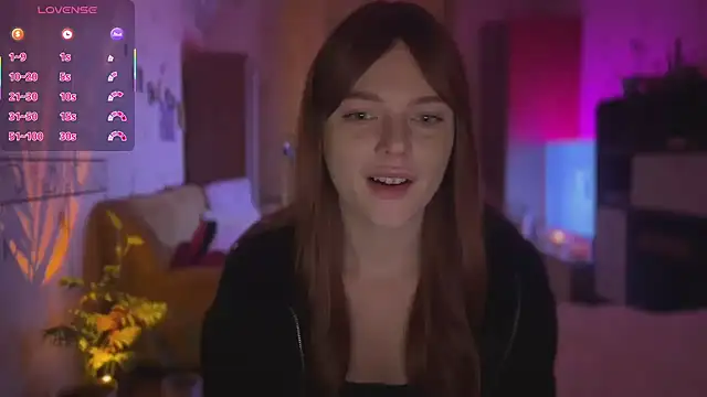 CherryRed Girl online show from 12.02.25