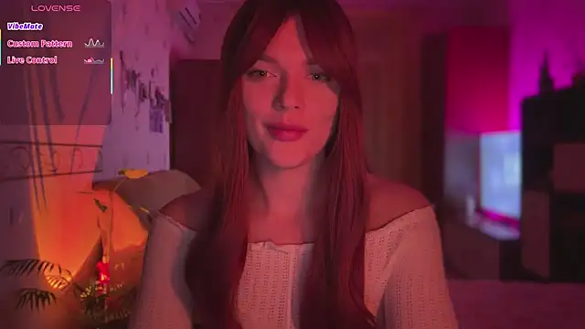 CherryRed Girl online show from 04.16.26