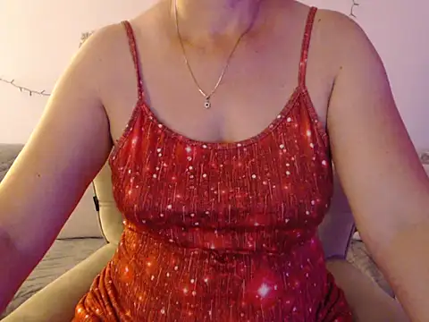 YourfantasyGiuly online show from 06.25.26