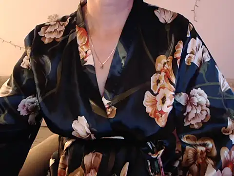 YourfantasyGiuly online show from 06.28.26