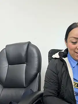 Megan-01- online show from 03.30.26