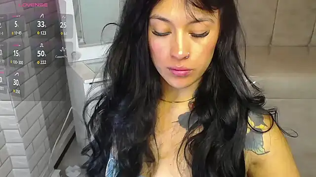 Snapshot of Isabella_Collen_v chatting on 02.13.26 Isabella Collen v online show from 02.13.26