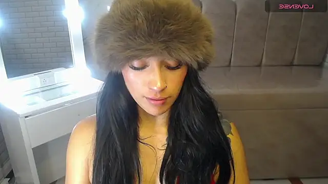 Snapshot of Isabella_Collen_v chatting on 02.17.26 Isabella Collen v online show from 02.17.26