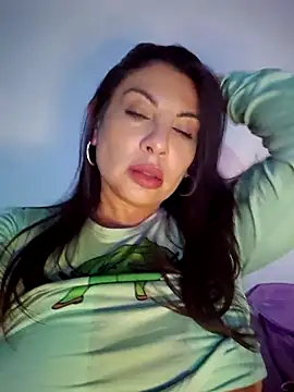 Snapshot of Anastasia-Steele-1 chatting on 09.16.25 Anastasia-Steele-1 online show from 09.16.25