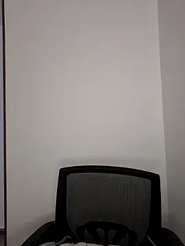 Snapshot of Anastasia-Steele-1 chatting on 10.28.25 Anastasia-Steele-1 online show from 10.28.25