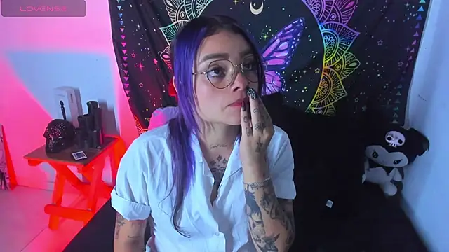 ChloeAllennn online show from 03.11.25