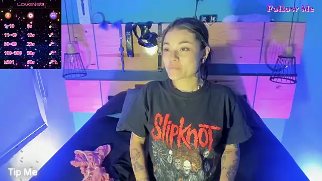 ChloeAllennn online show from 12.05.25