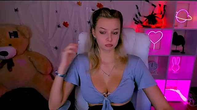 Snapshot of melissa_richardson chatting on 10.25.25 melissa richardson online show from 10.25.25