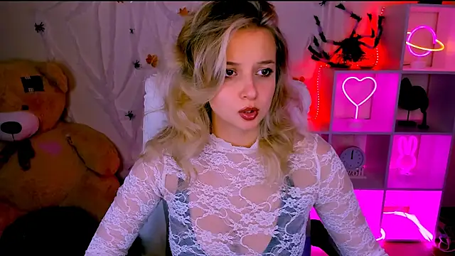 Snapshot of melissa_richardson chatting on 10.27.25 melissa richardson online show from 10.27.25