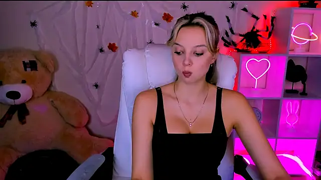 Snapshot of melissa_richardson chatting on 11.01.25 melissa richardson online show from 11.01.25