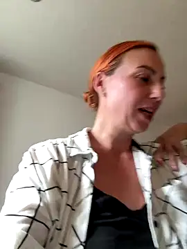 YNA ELLA online show from 09.11.25