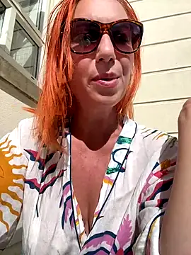 YNA ELLA online show from 09.29.25