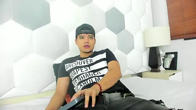 Snapshot of Axel_Forte chatting on 03.16.26 Axel Forte online show from 03.16.26