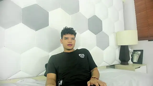 Snapshot of Axel_Forte chatting on 04.04.26 Axel Forte online show from 04.04.26