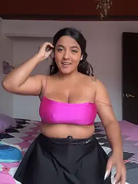 Snapshot of MarianaZapataa chatting on 02.21.25 MarianaZapataa online show from 02.21.25