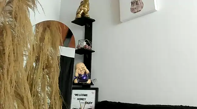 Snapshot of MarianaZapataa chatting on 03.11.25 MarianaZapataa online show from 03.11.25