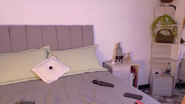 zarahCute online show from 02.25.26