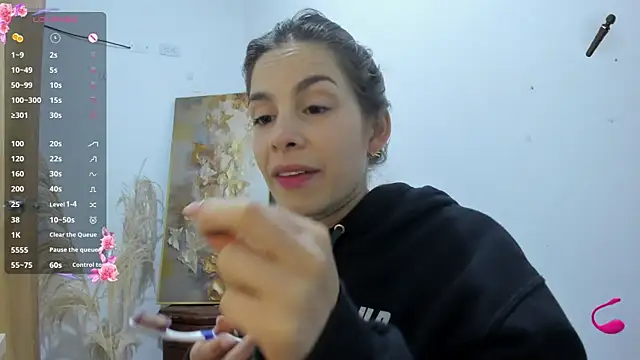 jessyegoldenn online show from 10.30.25