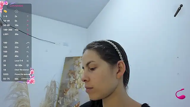 jessyegoldenn online show from 10.31.25