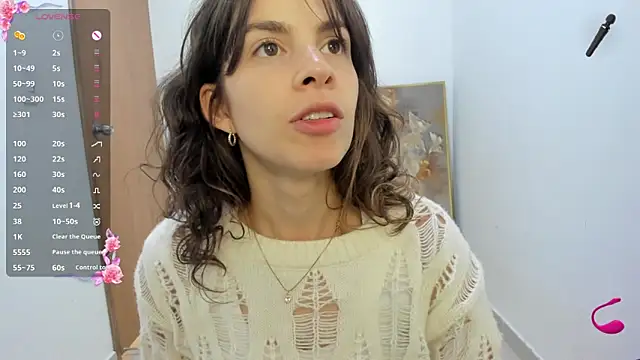 Snapshot of jessyegoldenn chatting on 03.01.26 jessyegoldenn online show from 03.01.26