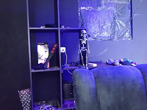 Pandora 9666 online show from 12.13.25