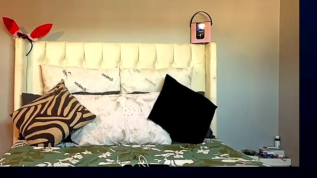 ebonylover1 online show from 02.18.26