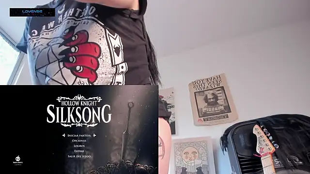 Snapshot of Hisato111 chatting on 11.24.25 Hisato111 online show from 11.24.25