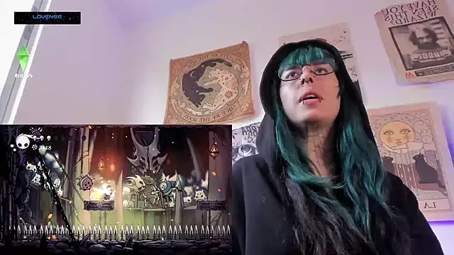 Snapshot of Hisato111 chatting on 12.04.25 Hisato111 online show from 12.04.25