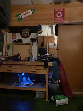 Polaroid White online show from 11.02.25