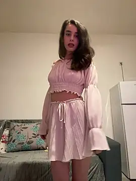 Snapshot of Mazzekyn chatting on 02.22.25 Mazzekyn online show from 02.22.25